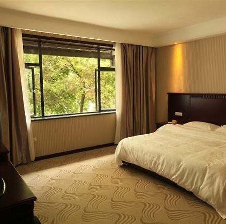 Yangshuo Hua Xiang Man Ting West Street Hotel Rom bilde