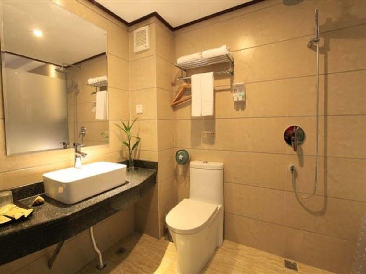 Yangshuo Hua Xiang Man Ting West Street Hotel Eksteriør bilde